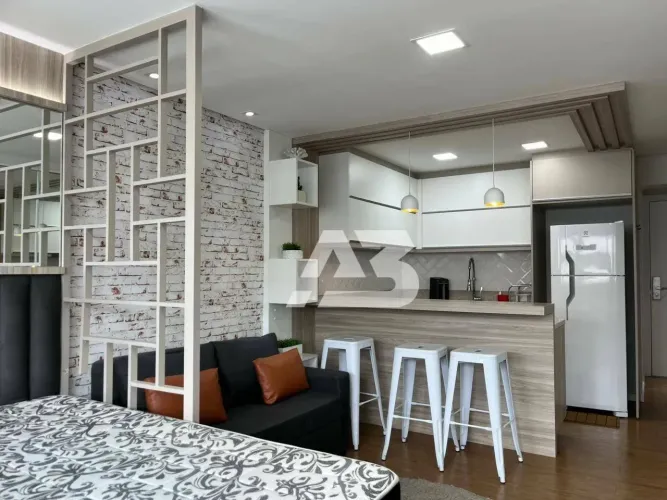 Studio com 1 dormitório para alugar, 30 m² por R$ 3.086,00/mês - Centro - Curitiba/PR