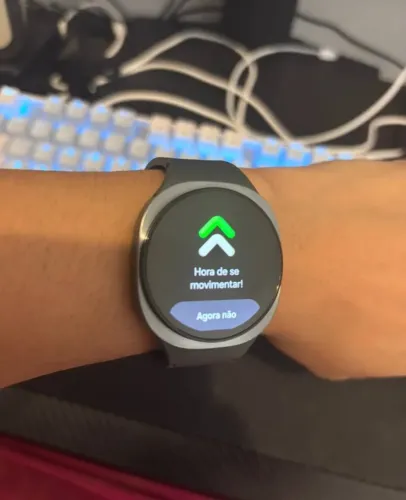 Smartwatch Samsung Galaxy Watch8 40mm LTE Tela Cristal Safira GPS Grafite