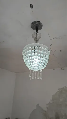 Luminária antiga em cristal