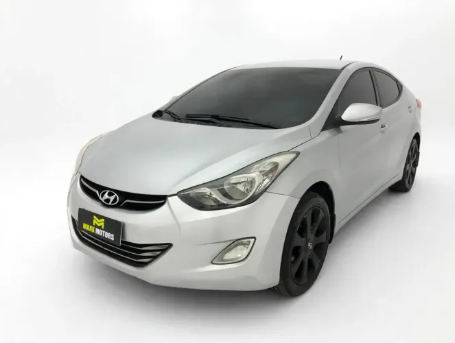 Hyundai Elantra GLS 2.0 16V Aut. 2013