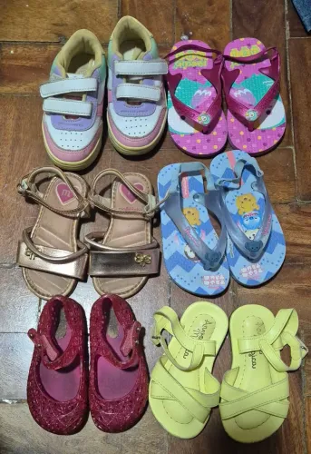 SAPATOS LOTE MENINA