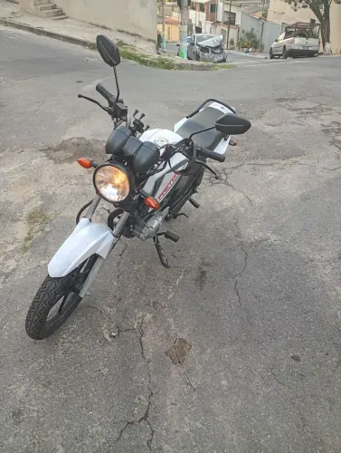 Moto factor tudo em dia só pegar e andar