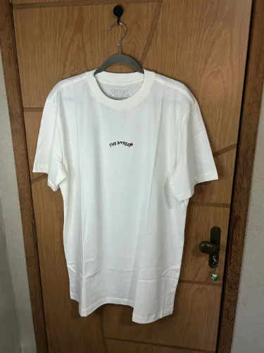 Camiseta fire apparel original offwhite tamanho gg