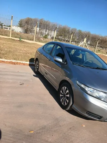 Honda City Sedan LX 1.5 Flex 16V 4P Aut. 2013