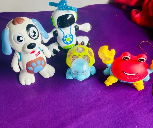 Kit com 4 brinquedos iterativos