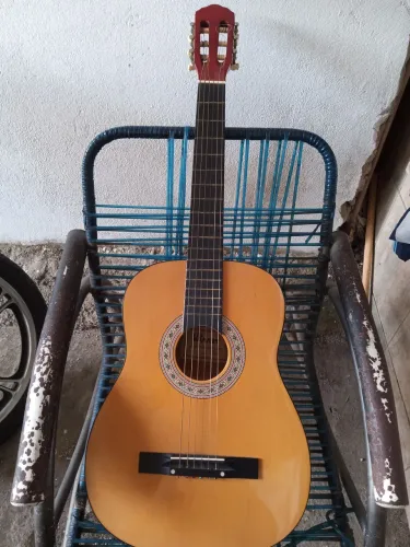 Violão pra vender no precinho 