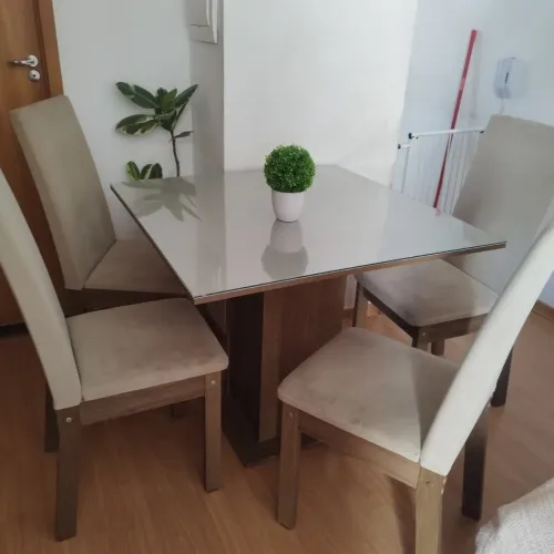 Sala Jantar Tampo Vidro 4 Cadeiras Rci Sálvia Madesa Marrom.