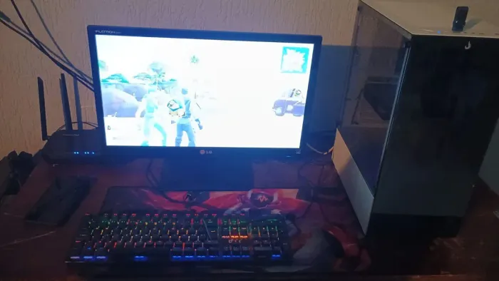 Vendo este Pc gamer 1.250 buscar em trindade