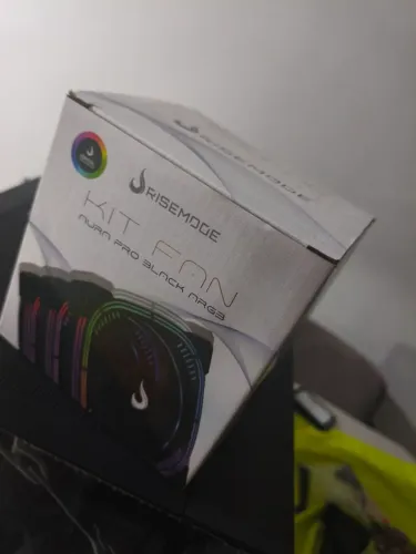 3 fan + controladora rise mode aura pro black