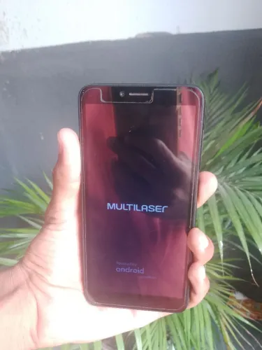 Celular 32GB Multilaser