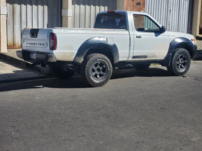 Nissan Frontier Se/se Strik/one CD 4X4 2.8 Dies 2005