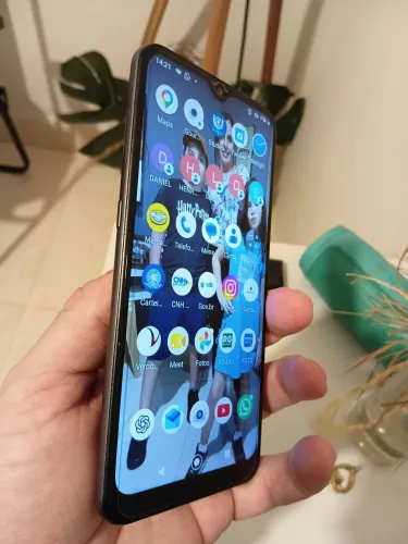 Smartphone LG K22 - Cinza - 64GB - RAM 2GB '- Câmera Dupla - Tela 6.2"