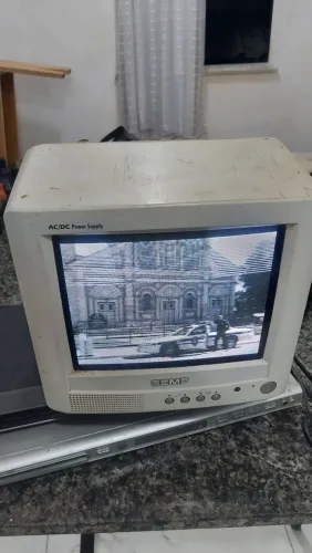 TV SEMP DE 10 POLEGADAS ANTIGA