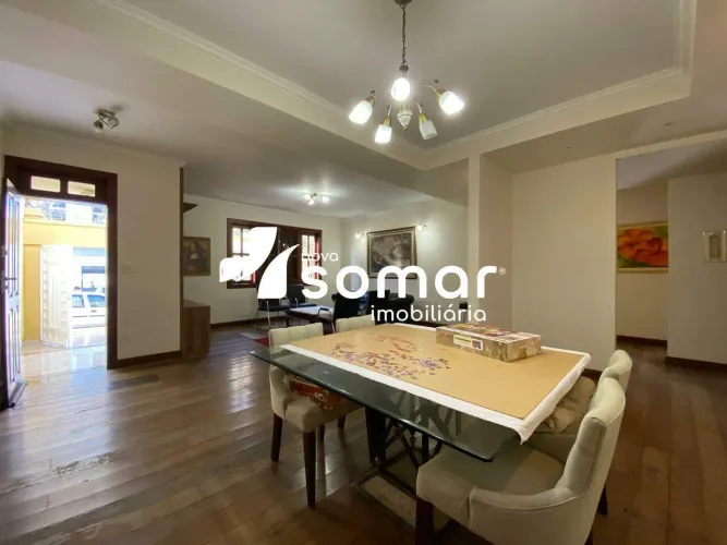 Casa para aluguel, 5 quartos, 2 suítes, 3 vagas, Centro - Divinopolis/MG