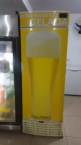 Cervejeira Carrier <br>Está funcionando tudo certo<br>Chega -6 , 120V<br>Va