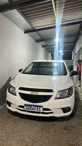 Chevrolet Onix JOY Hatch 1.0 8V Flex Mec. 4P 2019