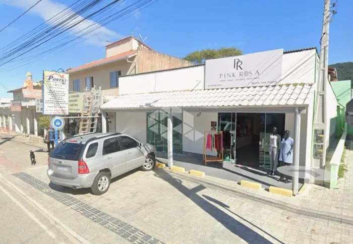 Ampla loja térrea no Rio Vermelho