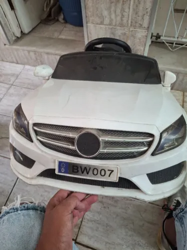 Carro elétrico Infantil 