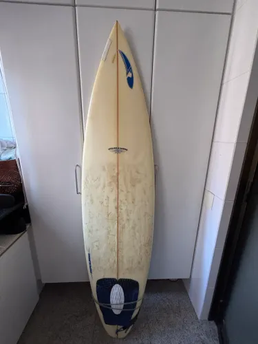 Prancha surf Avelino A Bastos