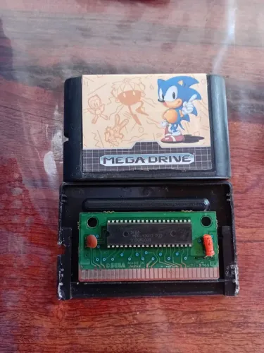 Sonic 1 Mega Drive original Relabel carcaça paralela LEIA