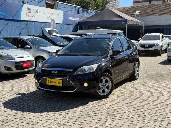 Ford Focus Titanium 2.0 16V Flex 5P Mec. 2012
