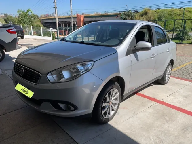 Fiat Grand Siena Attrac. 1.4 EVO F.flex 8V 2017
