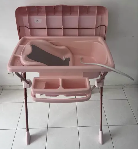 Banheira Rosa de Bebê Dobrável com Assento Burigotto Millênia