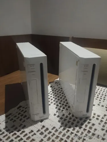 Nintendo wii ( não acompanha controles e nem cabos )