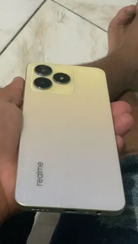 Vendo esse celular 