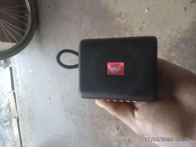 vende_se caixa de som em perfeito estado 