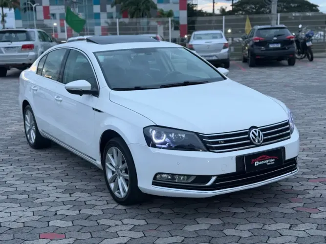 Volkswagen Passat Highline 2.0 TSI 220cv Tip. 2013