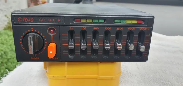 Equalizador E Amplificador Tojo Gr 100 - Raridade Som Vintage Clássico