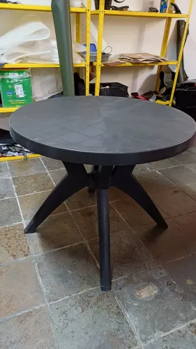 Mesa de Jardim Plástico Redonda 72x90x90cm Preto Deluxe Forte Plástico