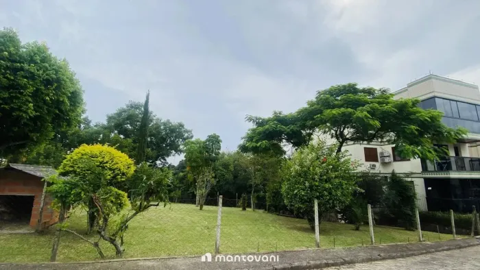 Terreno plano, próximo ao Centro.