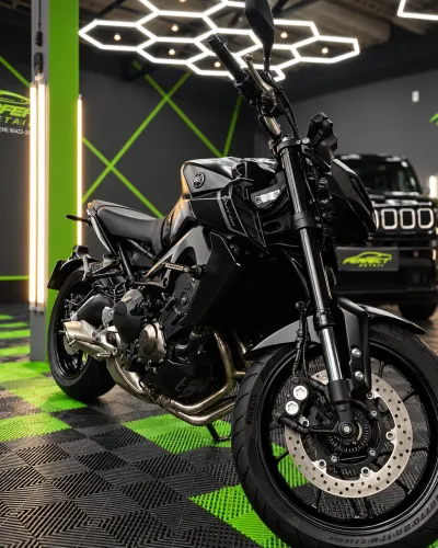 Yamaha MT-09 2023 Preta | 14 mil km | Muito Nova