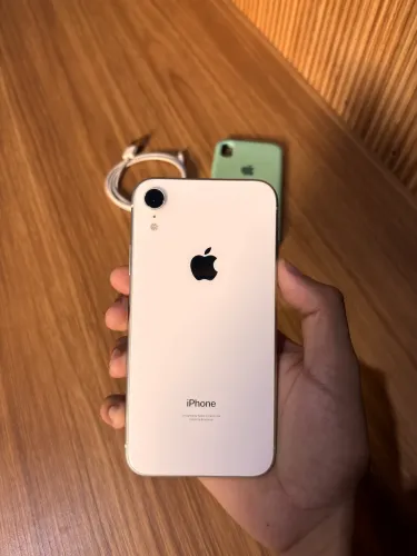 iPhone XR Impecável