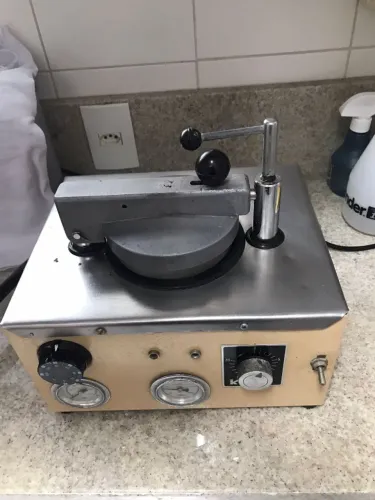 Termopolimerizadora Knebel para Prótese Odontológica