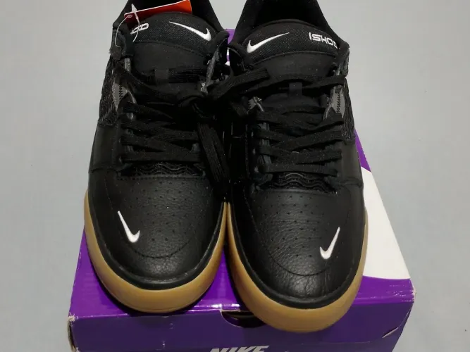 Tênis Nike SB Ishod