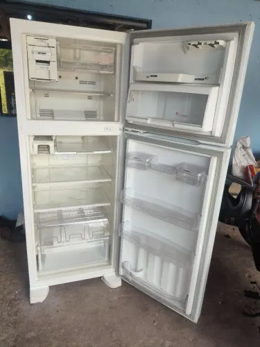 Geladeira Brastemp Frost Free com painel digital
