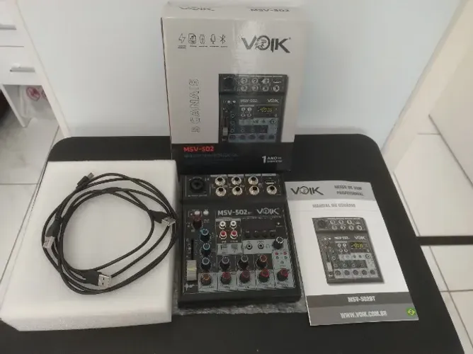 Mesa De Som Voik 5 canais Novíssima único Dono Na caixa