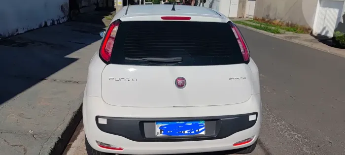 Fiat Punto Attractive 1.4 Fire Flex 8V 5P 2013