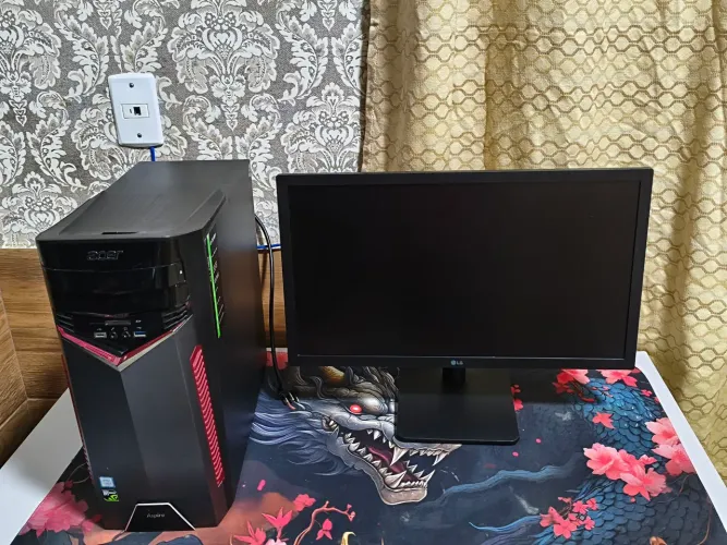 Vendo Pc mais monitor semi-novo