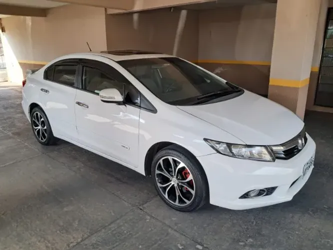 Honda Civic Sedan EXR 2.0 Flexone 16V Aut. 4P 2014
