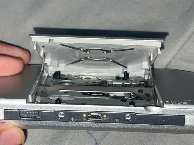 PSP 3000 Cinza ? Semi Novo | Completo e em Bom Estado