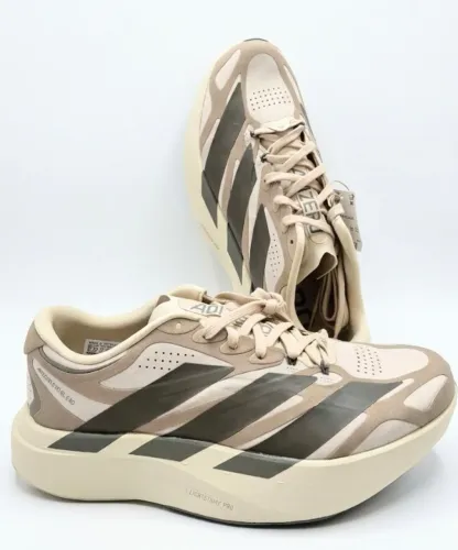 Tênis Adidas