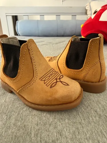 Bota infantil menino