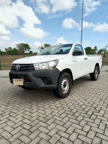 Toyota Hilux CS 4X4 2.8 TDI Diesel Mec. 2021