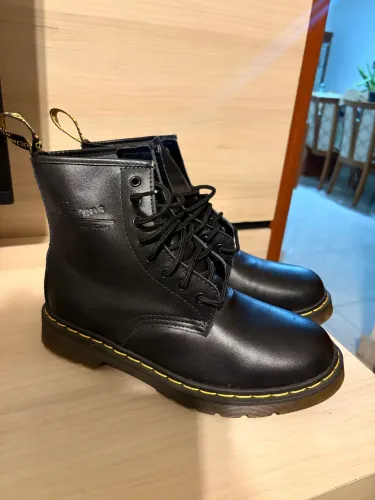 Bota Dr Marten 1° Linha