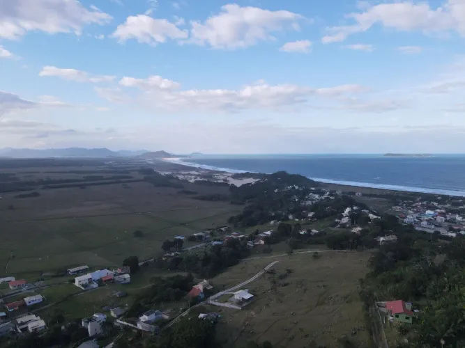 Terreno com 1420 m² no bairro Gamboinha em Paulo Lopes SC