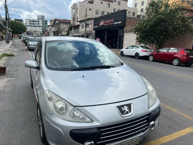 Peugeot 307 Soleil/ Presence 1.6/1.6 Flex 16V 5P 2008